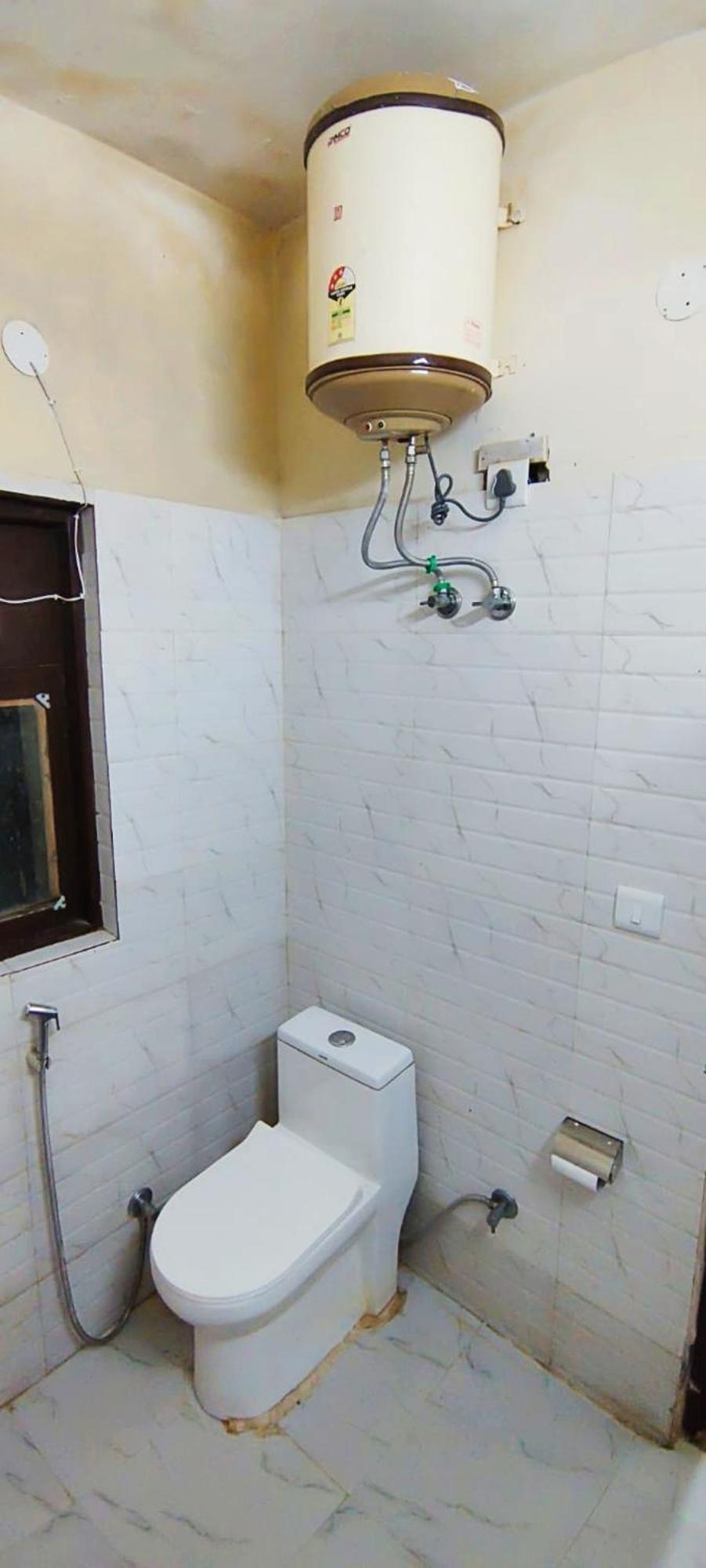 Luxury Rooms In Safdarjung Enclave Near Aiims & Safdarjung Hospital Új-Delhi Kültér fotó