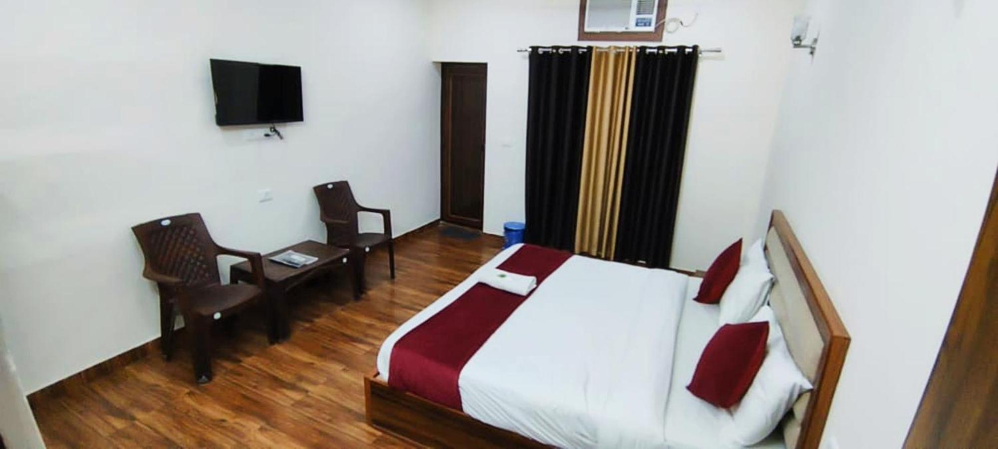 Luxury Rooms In Safdarjung Enclave Near Aiims & Safdarjung Hospital Új-Delhi Kültér fotó